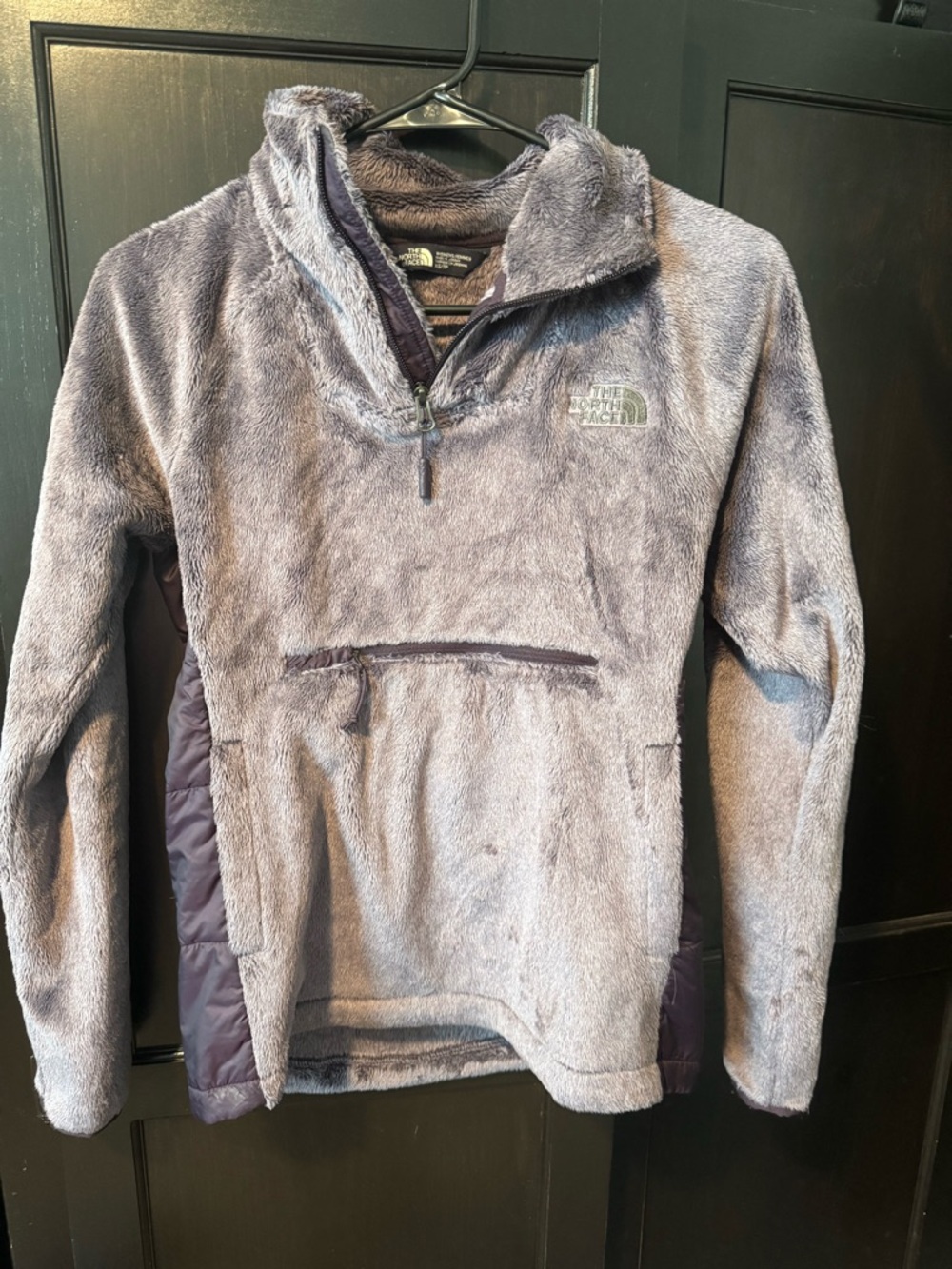 The North Face Women's Plush Quarter-Zip Fleece - Taupe